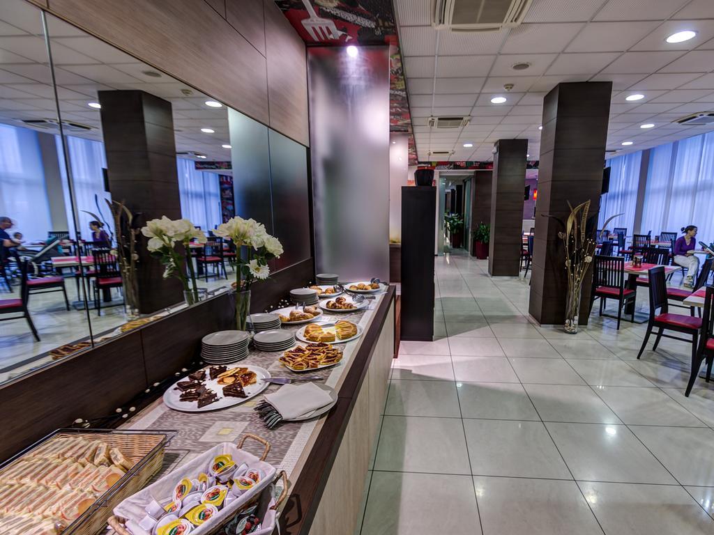 Hotel Capital Rovigo Extérieur photo