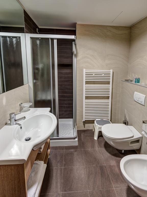 Hotel Capital Rovigo Extérieur photo