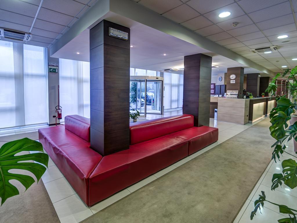 Hotel Capital Rovigo Extérieur photo