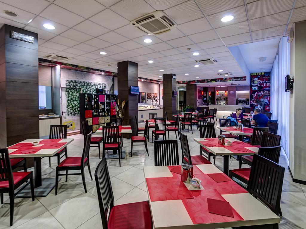 Hotel Capital Rovigo Extérieur photo