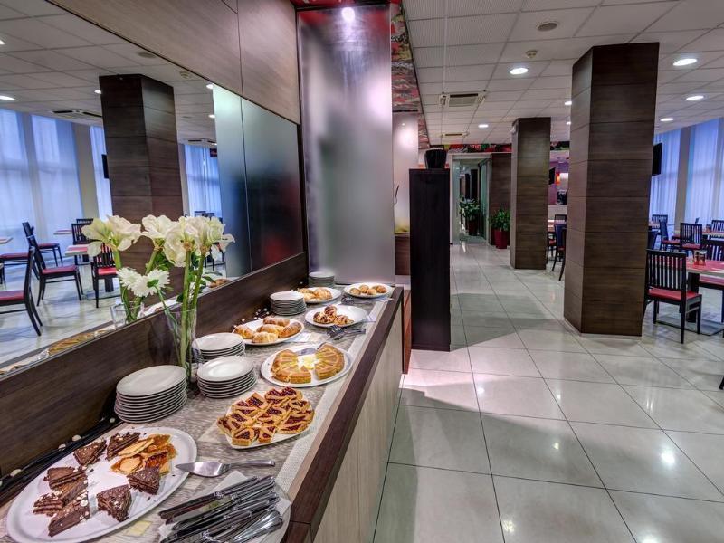 Hotel Capital Rovigo Extérieur photo