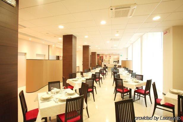 Hotel Capital Rovigo Extérieur photo